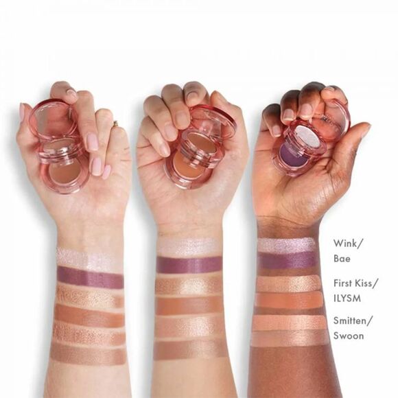 WANDER Beauty Double Date Eyeshadow Duo (First Kiss & ILYSM) - Picture 3 of 4